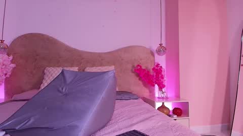 Snapshot of valeska_roberts chatting on 02.26.26 Valeska online show from 02.26.26