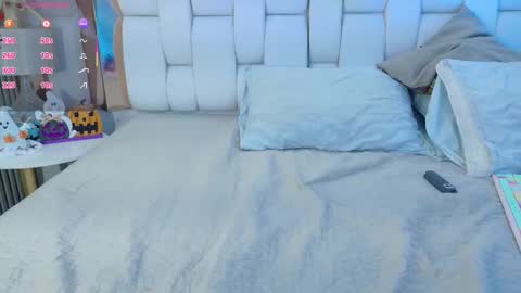 Snapshot of valkiria_moore chatting on 10.09.25 Valkiria moore online show from 10.09.25