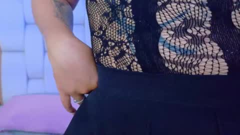 Snapshot of valkiria_moore chatting on 10.12.25 Valkiria moore online show from 10.12.25