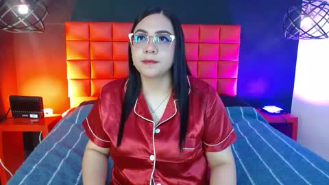 Valkirye  online show from 03.20.26