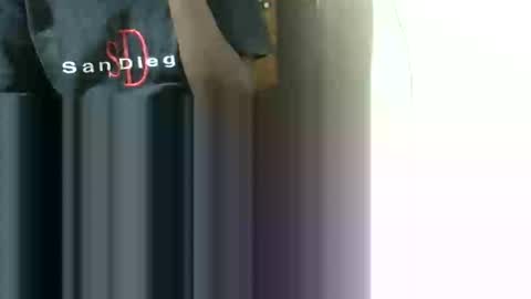 Snapshot of vall_love chatting on 11.16.25 Pretty online show from 11.16.25