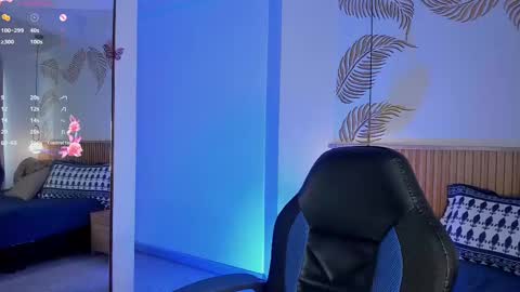 Snapshot of valleriie_ chatting on 09.09.25 valleriie_ online show from 09.09.25