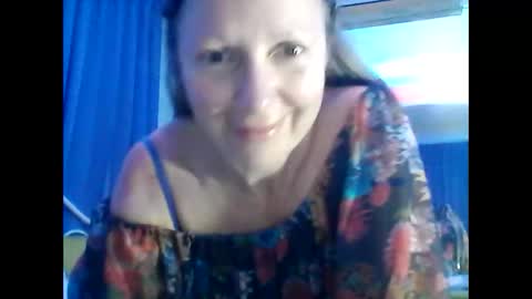 Snapshot of valleriwind chatting on 01.19.25 ValleriWind online show from 01.19.25