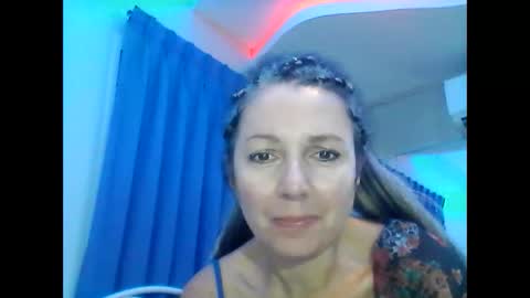 Snapshot of valleriwind chatting on 01.25.25 ValleriWind online show from 01.25.25