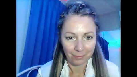 Snapshot of valleriwind chatting on 01.27.25 ValleriWind online show from 01.27.25