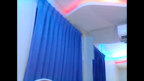 Snapshot of valleriwind chatting on 01.27.25 ValleriWind online show from 01.27.25