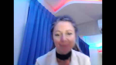 Snapshot of valleriwind chatting on 01.28.25 ValleriWind online show from 01.28.25