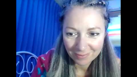 Snapshot of valleriwind chatting on 01.31.25 ValleriWind online show from 01.31.25