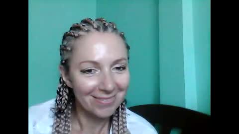 Snapshot of valleriwind chatting on 02.13.25 ValleriWind online show from 02.13.25