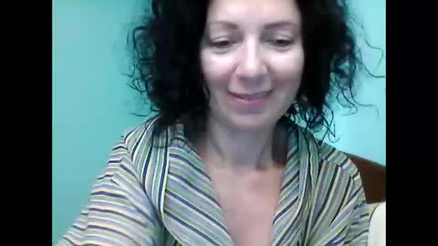 Snapshot of valleriwind chatting on 02.24.25 ValleriWind online show from 02.24.25