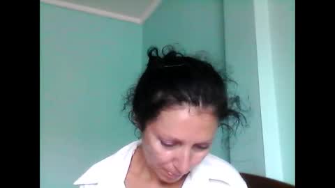 Snapshot of valleriwind chatting on 03.11.25 ValleriWind online show from 03.11.25