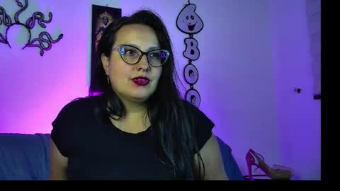 Snapshot of vallery16 chatting on 10.11.25 Vallery16 online show from 10.11.25