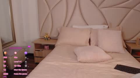 Vallery online show from 12.07.24