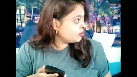 Snapshot of valleyval chatting on 01.03.25 indianvalvet priya is back online show from 01.03.25