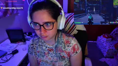 Snapshot of vallolet1_ chatting on 12.07.24 Im Violet online show from 12.07.24