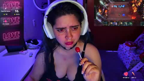 Snapshot of vallolet1_ chatting on 12.09.24 Im Violet online show from 12.09.24