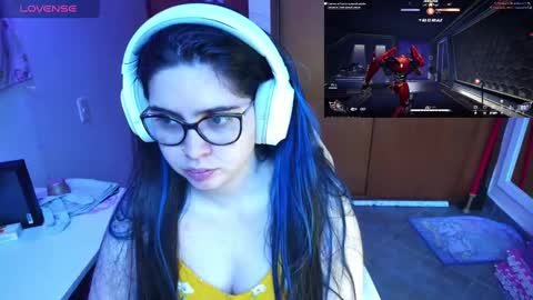 Snapshot of vallolet1_ chatting on 12.26.24 Im Violet online show from 12.26.24