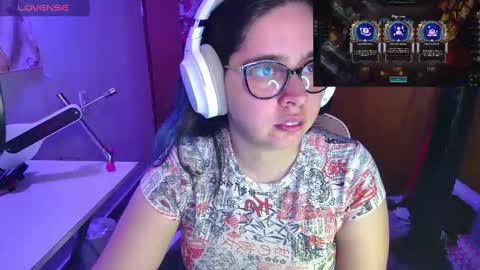 Snapshot of vallolet1_ chatting on 02.24.25 Im Violet online show from 02.24.25