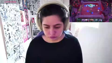 Snapshot of vallolet1_ chatting on 10.13.25 Im Violet online show from 10.13.25