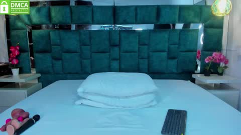 valtira nova online show from 10.09.25