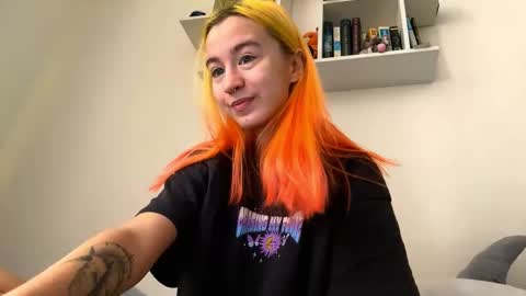 Snapshot of valtopi chatting on 02.20.26 Emily online show from 02.20.26