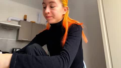 Snapshot of valtopi chatting on 02.26.26 Emily online show from 02.26.26