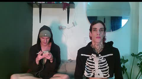 Vamp Noah and Dan online show from 01.26.25