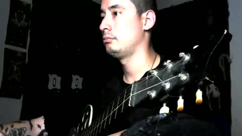 Snapshot of vampireathome chatting on 10.28.25 vampireathome online show from 10.28.25