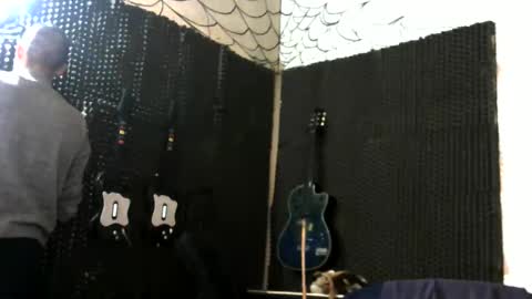 Snapshot of vampireathome chatting on 11.16.25 vampireathome online show from 11.16.25