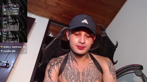 david guzman i model independenthelp me with a thumbs up online show from 12.26.24