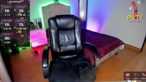 Snapshot of vampirella_crazy chatting on 12.06.24 Valeria online show from 12.06.24