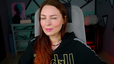 Vanda online show from 01.12.25