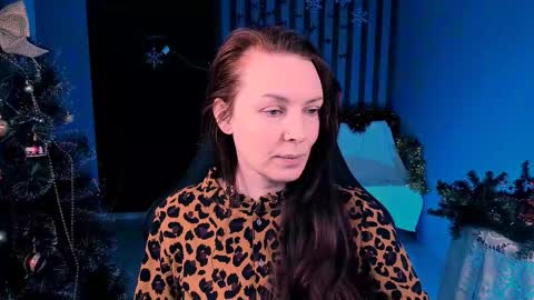 Vanda online show from 12.21.25