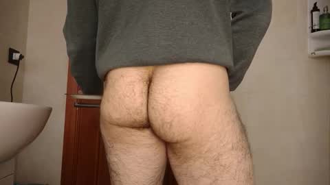 Snapshot of vandik669 chatting on 11.17.25 vandik669 online show from 11.17.25