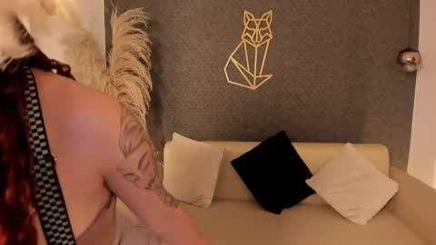 vane_vixen online show from 10.27.25