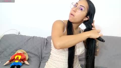 vanessaadol online show from 07.12.26