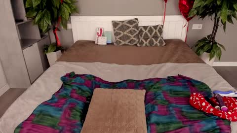 Snapshot of vanessabeautyy chatting on 03.06.25 vanessabeautyy online show from 03.06.25