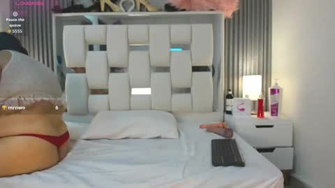 Snapshot of vanessahard_as chatting on 11.06.25 Vanessa Hard online show from 11.06.25