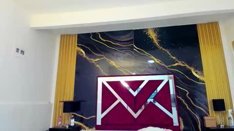 Vanessa Hard online show from 02.23.26