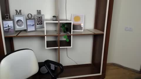 Vanessa online show from 03.10.26