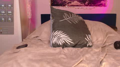 Vanessa follow me -  I will answer you there at any time online show from 01.18.25