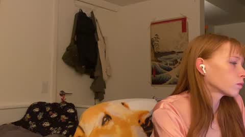 Snapshot of vanessapark chatting on 12.15.24 Vanessa  online show from 12.15.24