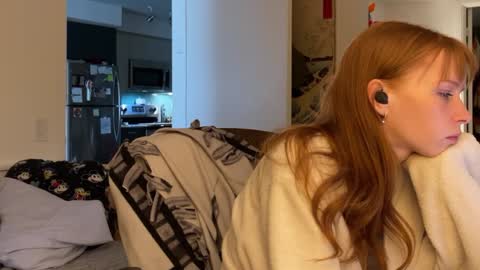 Snapshot of vanessapark chatting on 12.30.24 Vanessa  online show from 12.30.24