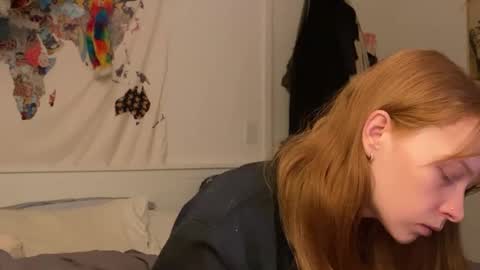 Snapshot of vanessapark chatting on 03.11.25 Vanessa  online show from 03.11.25