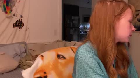 Snapshot of vanessapark chatting on 10.24.25 Vanessa  online show from 10.24.25