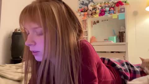 Snapshot of vanessapark chatting on 02.24.26 Vanessa online show from 02.24.26