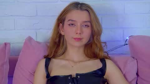 VanessaVienne online show from 02.09.26