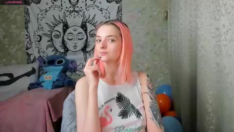 Snapshot of vanilla_arya chatting on 12.26.24 Adelina online show from 12.26.24