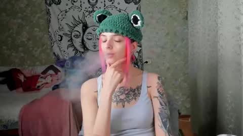 Snapshot of vanilla_arya chatting on 03.04.25 Adelina online show from 03.04.25