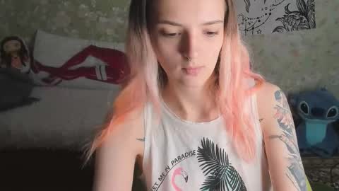 Snapshot of vanilla_arya chatting on 10.11.25 Adelina online show from 10.11.25